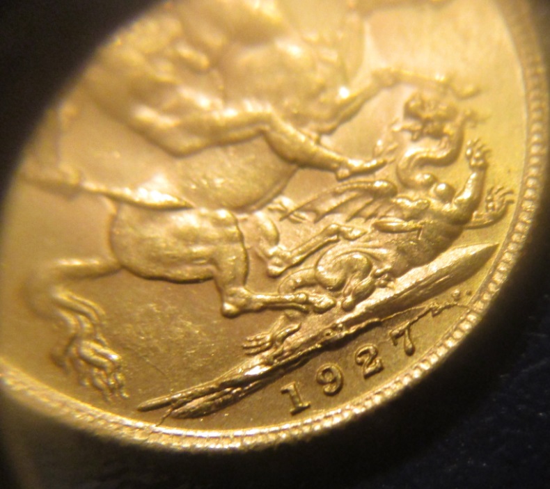 Sovereign-1927-With-Big-Die-Crack