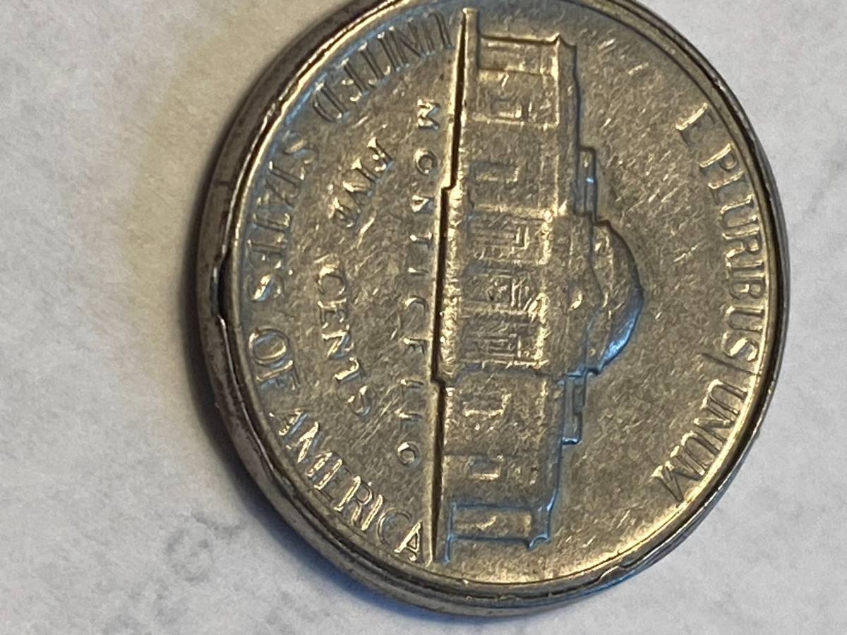 1970-D-Jefferson-Nickel-Error?