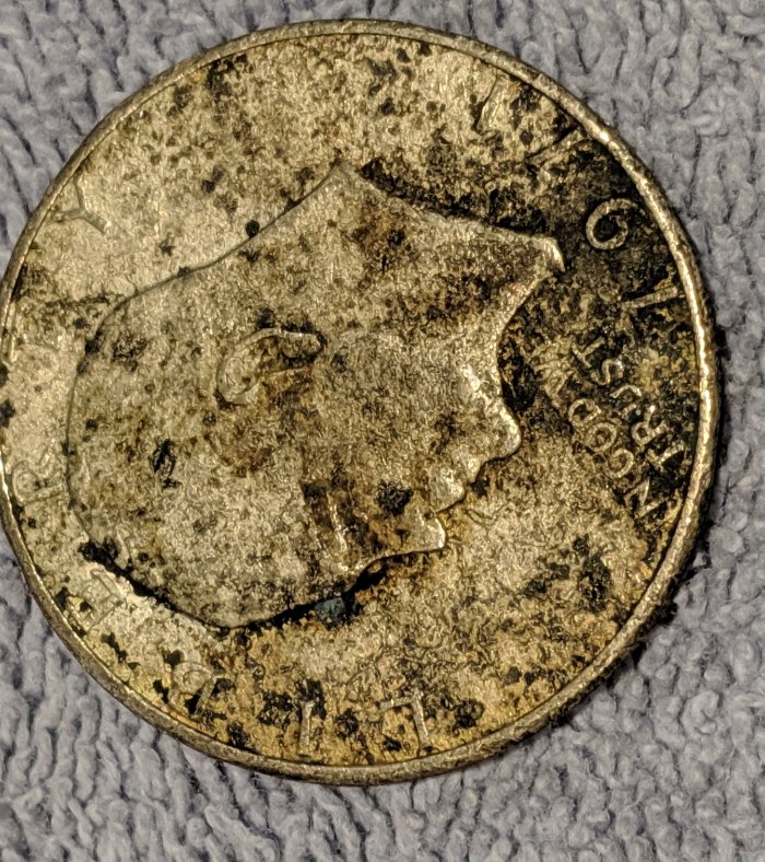 1987-P-Quarter:-Error-Or-Wear-From-Age?-Help-Please