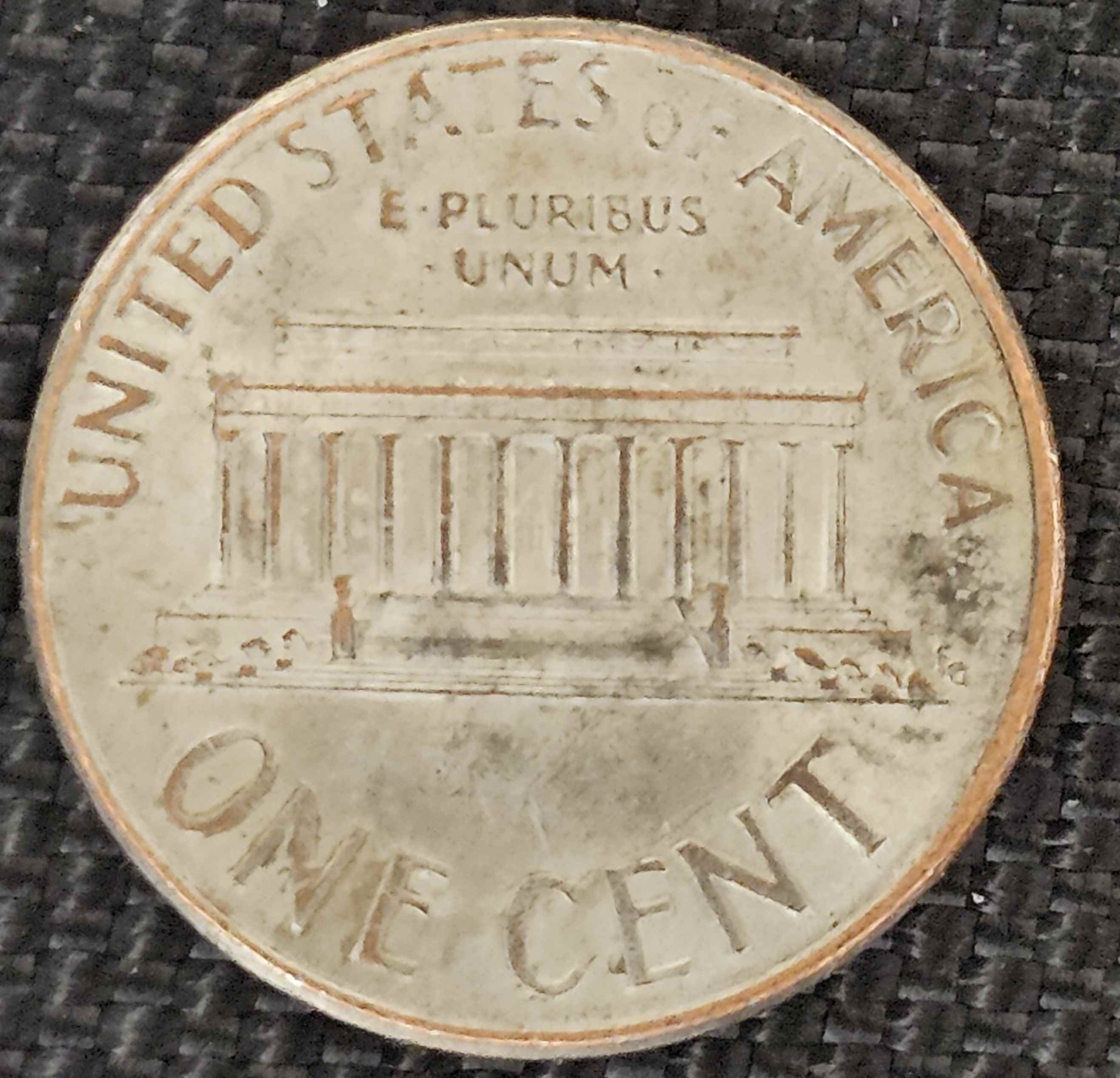 1999-D-Lincoln-Cent---Copper-Coming-Off?