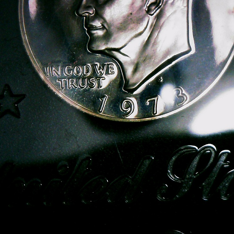 1973-S-40-Percent-Silver-Brown-Box-Ike-Qdr,-Tdr,-DDO