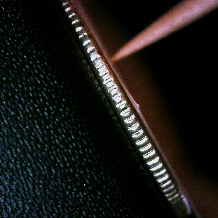 Silver-Quarter-Unknown-Date,-Struck-On-A-Tapered-Planchet,-5.45gms