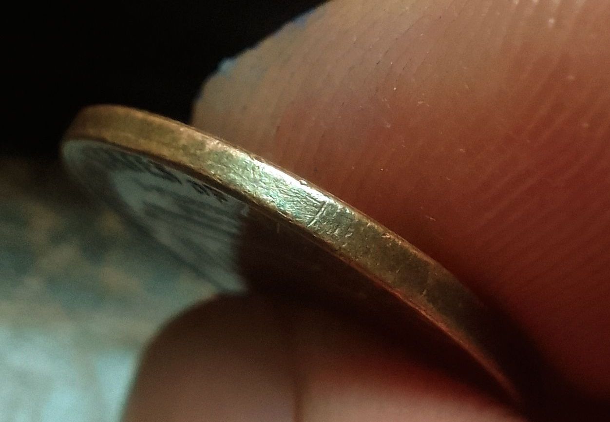 1-Cent-Dollar-1962-D-Letters-Edge