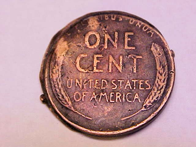Hello-I-Found-A-1944-Penny-That-Look-Like-It-Trying-To-Come-Apart.