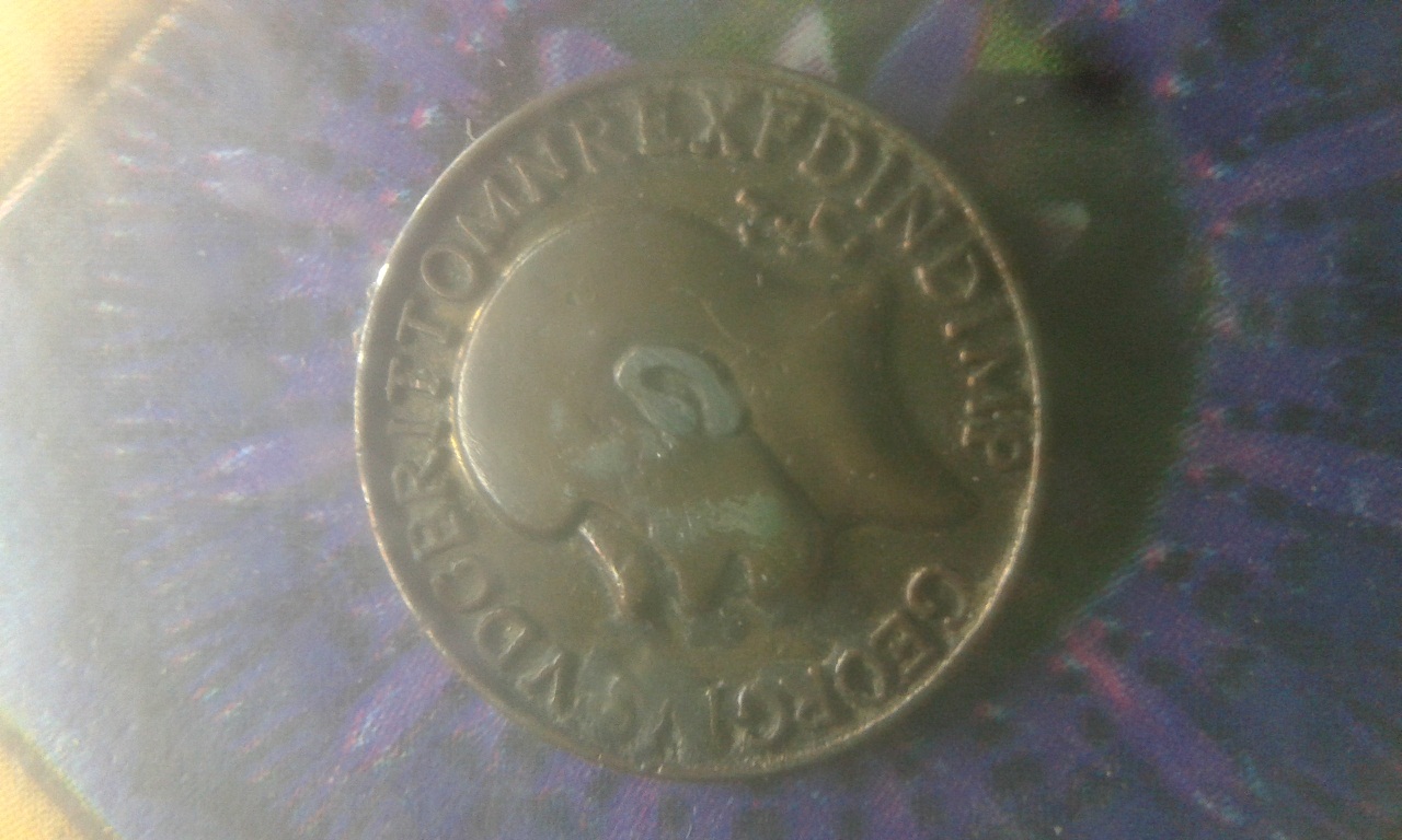 George-V-Coin-That-Does-Not-Resemble-Any-Others-Id:-Replica-Sovereign