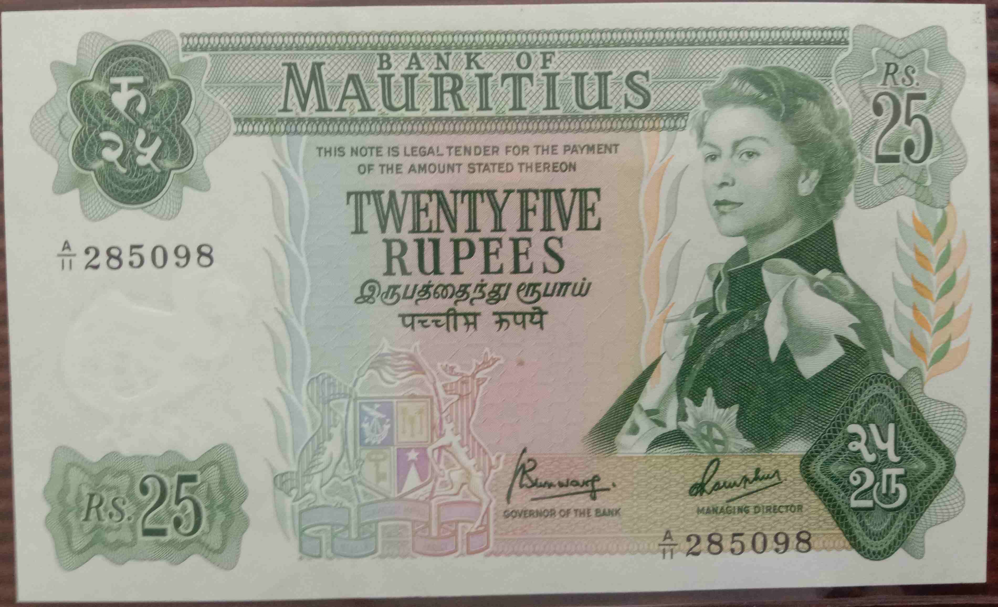 Are-You-A-Queen-Elizabeth-II-Banknote-Collector?-Share-Which-Are-Tough,-What-Ones-You-Need,-Etc.