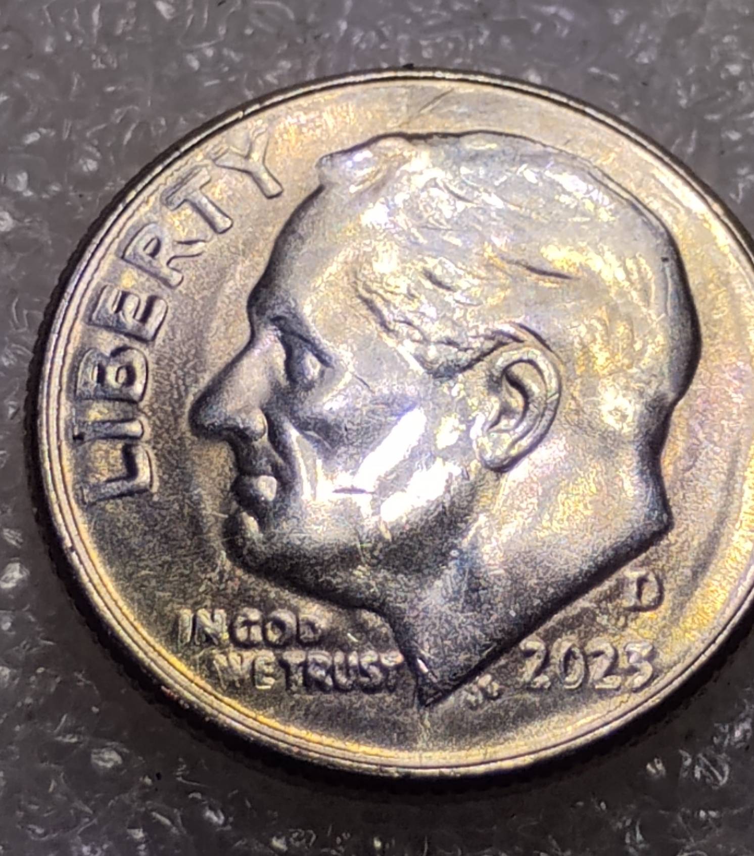 2023-D-Roosevelt-Dime,-Can-Anyone-Tell-Me-What's-Going-On-With-This?