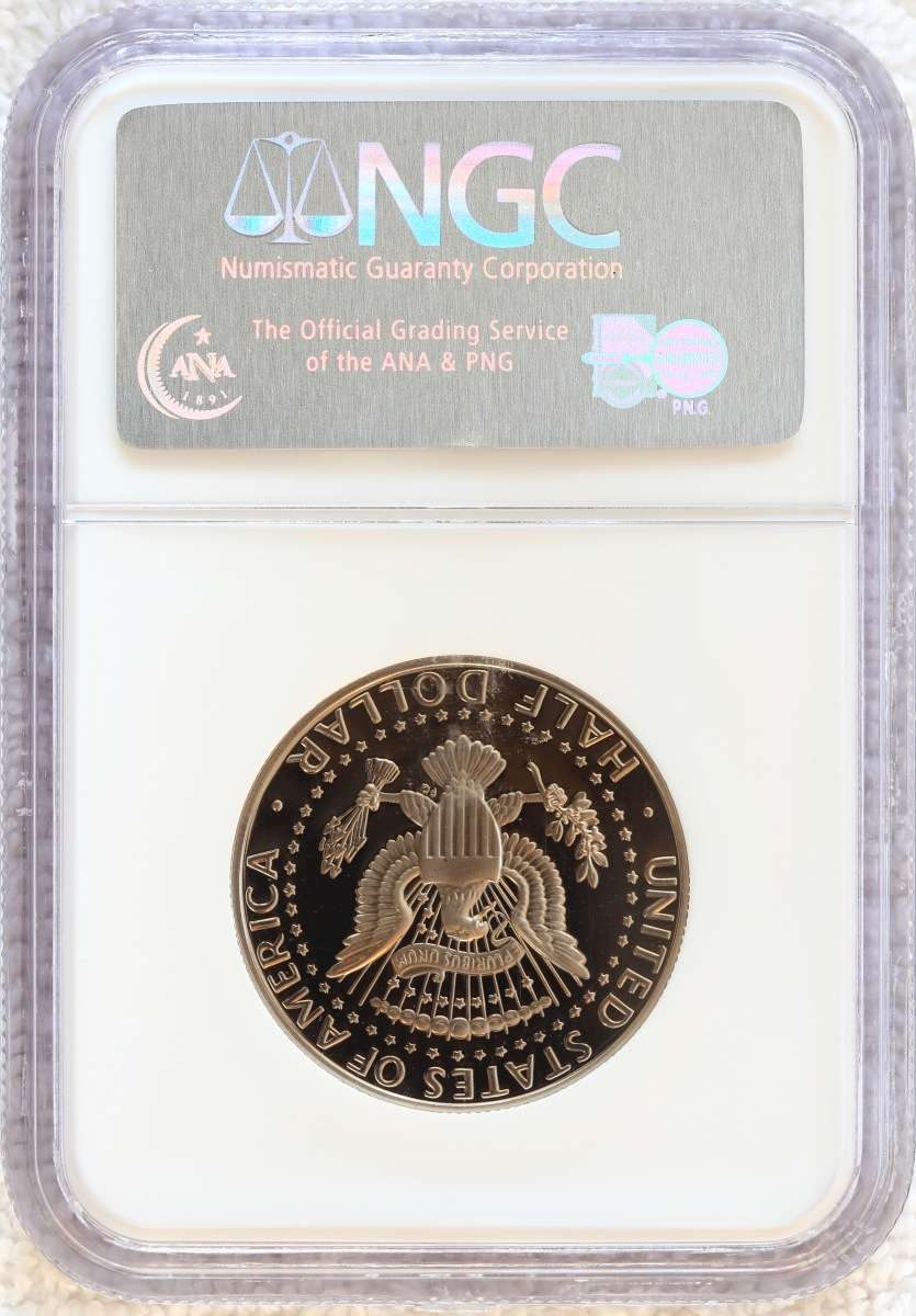Hfjacinto's-Slabbed-Dansco-7070-With-Gold-Page