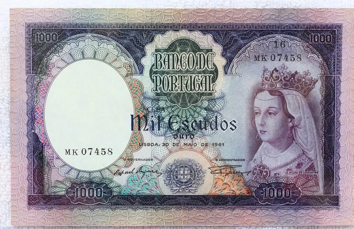 Got-Any-Big-Notes?-Like-Big-In-Size-Not-As-In-Denomination