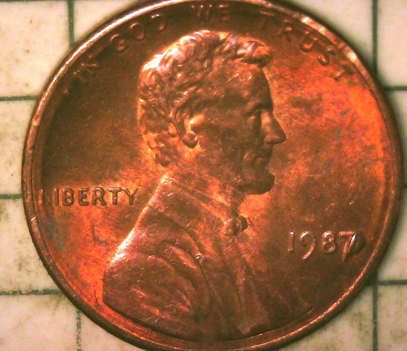 1987-Die-Chip-Or-Close-Enough-To-Rim-To-Be-A-Cud