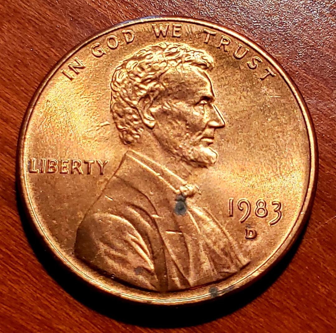 1983-D-LMC-No-Statue?