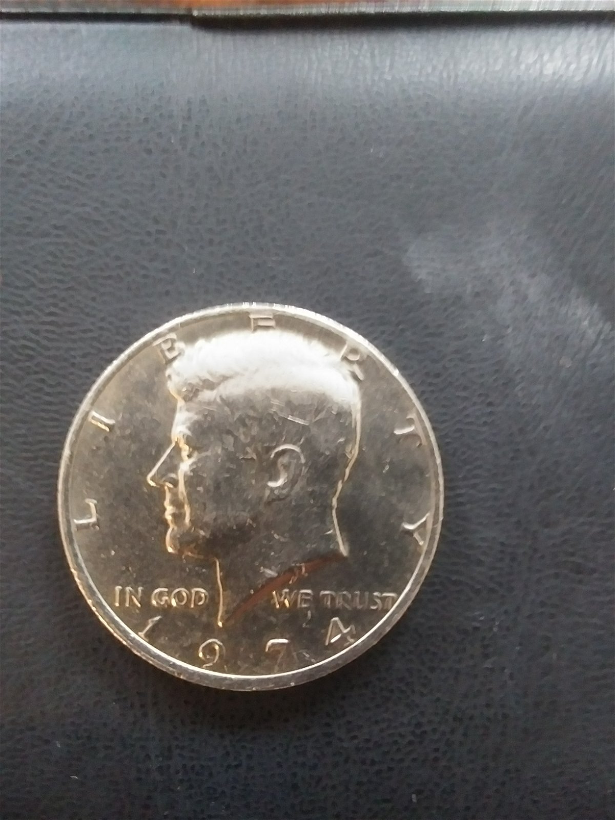 1974-Kennedy-Half-Dollar.-Interest?-No-Mint-Mark.-New-To-This.