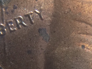 1983-Penny-With-Long-Die-Crack