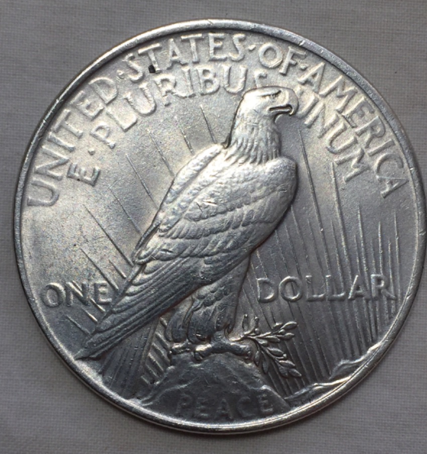1922-Peace-Dollars-What-Grade-And-Which-One-Should-I-Keep-Help-Please