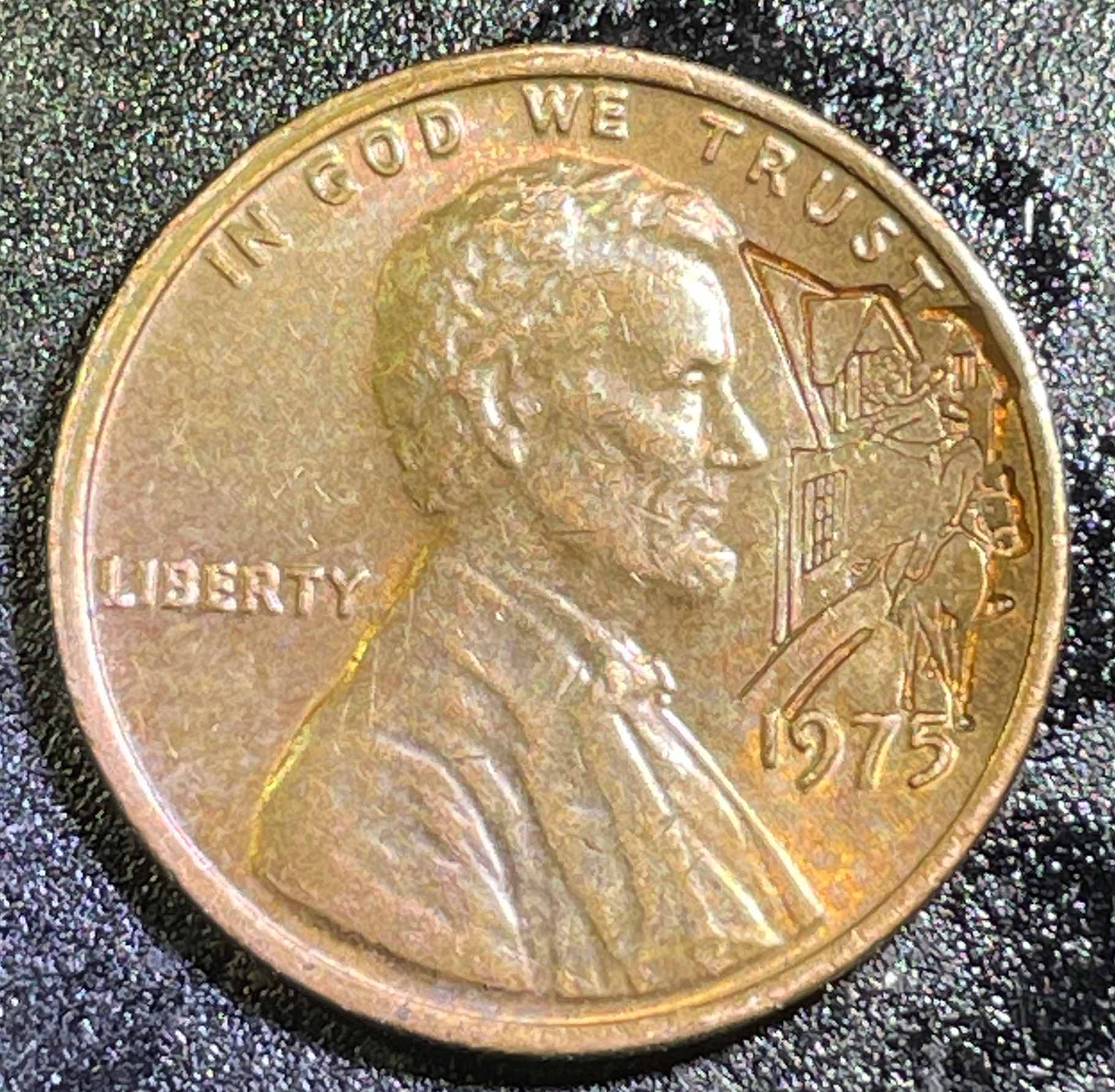 1975-Penny-With-A-Stamp-Above-The-Date?