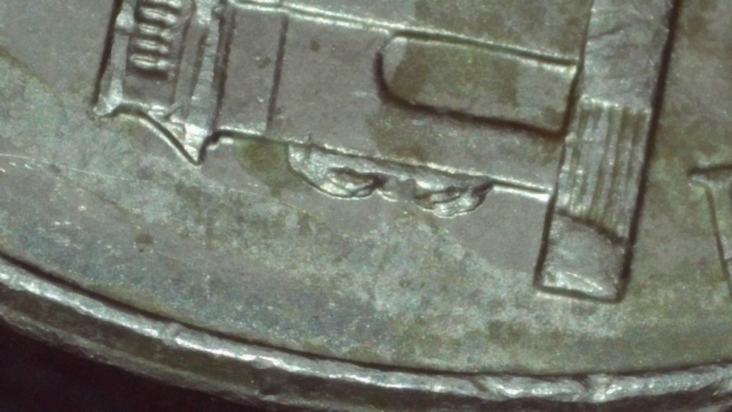 2018-P-Nickel-Gigantic-Die-Chip-On-The-Left-Of-Reverse.