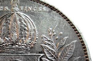 Post-A-Coin-Or-Medal-With-A-Die-Crack!