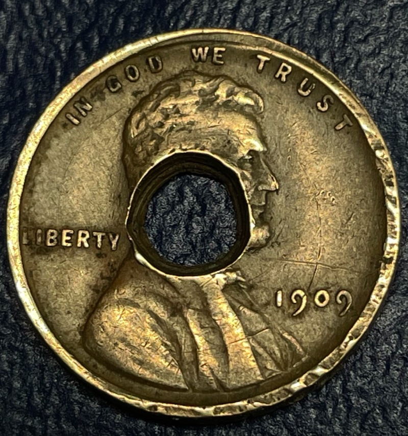 Clueless-Beginner-Here,-1909-Wheat-Penny-Errors,-Thoughts?-Value?