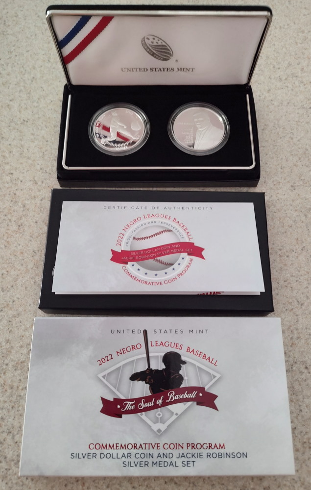Commems-Collection-Modern:-What-If?-2022-Integration-Of-Baseball-75th-Anniversary