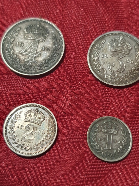 George-V-I-Maunday-Money