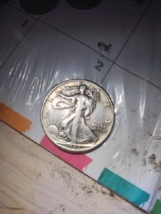 Half-Dollars-1776-1976-&-1943,-1964