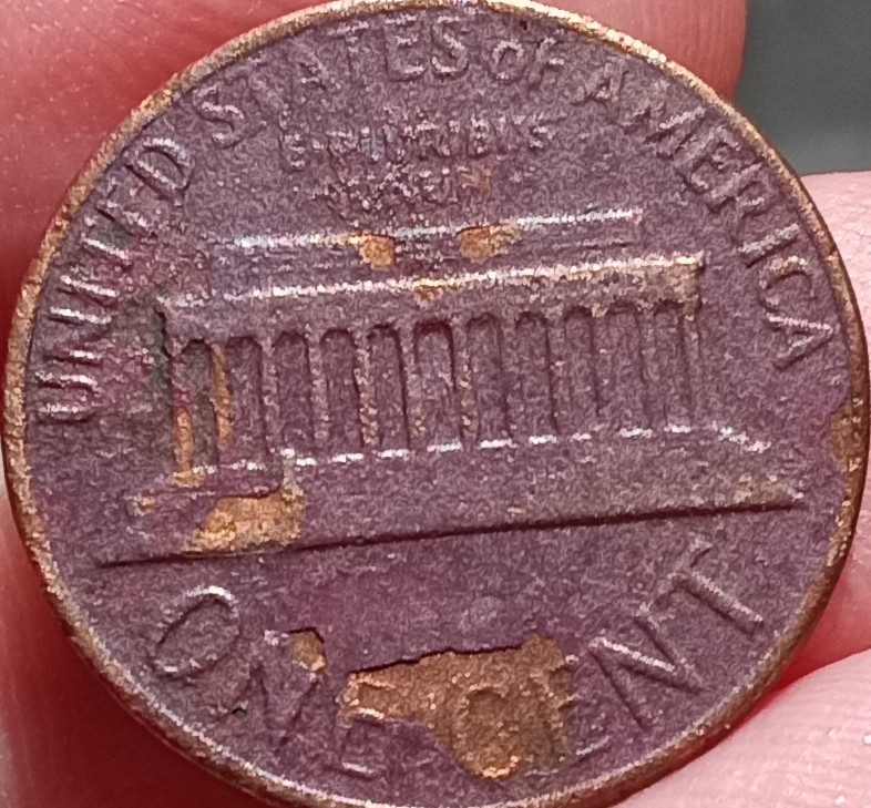 1977-Lincoln-Penny-With-Delamination?