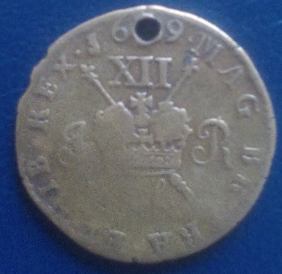 New-Discovery?-Ireland-Gun-Money-1690-Crown-KM#103.1