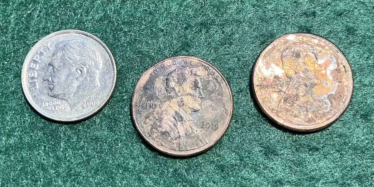 How-To-Unstick-Stuck-Coins?-Dime,-Two-Pennies