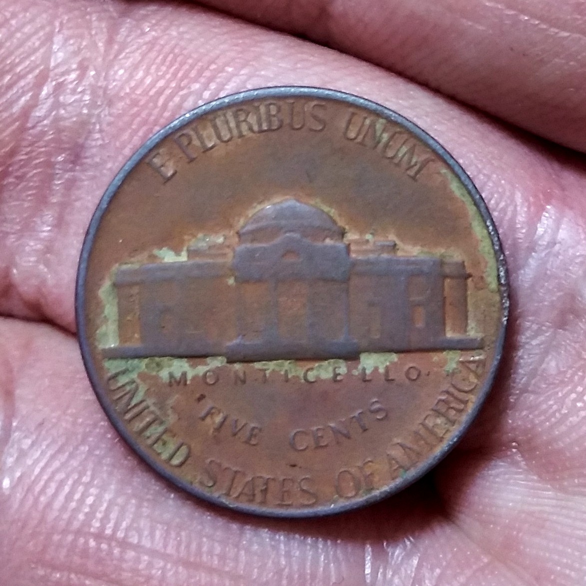 1975-D-Lincoln-Cent-And-1946-Jefferson-Nickel-Missing-Clad-Or-Wrong-Planche