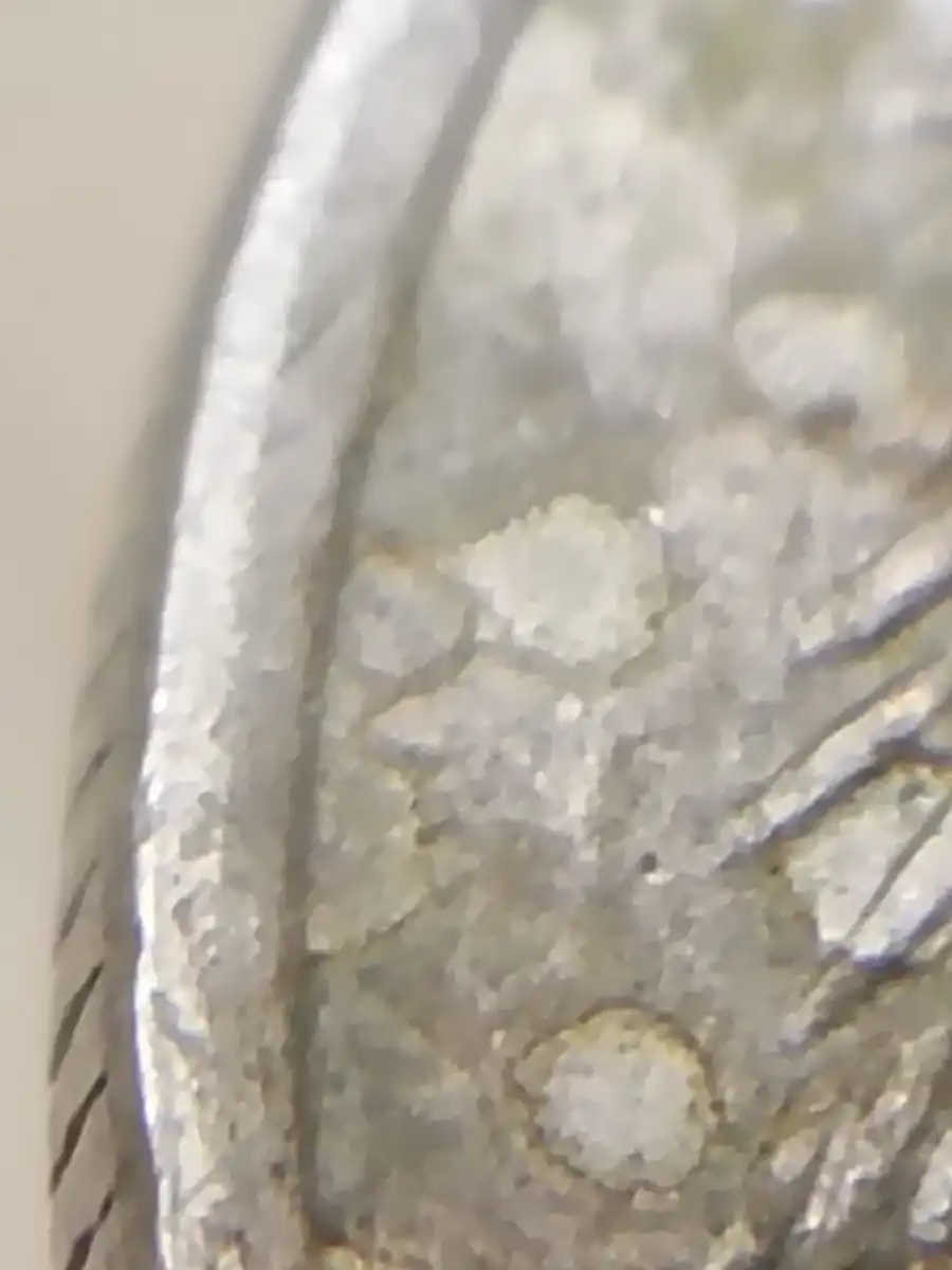 1975-5-Cent-Coin-With-Multiple-Blobs