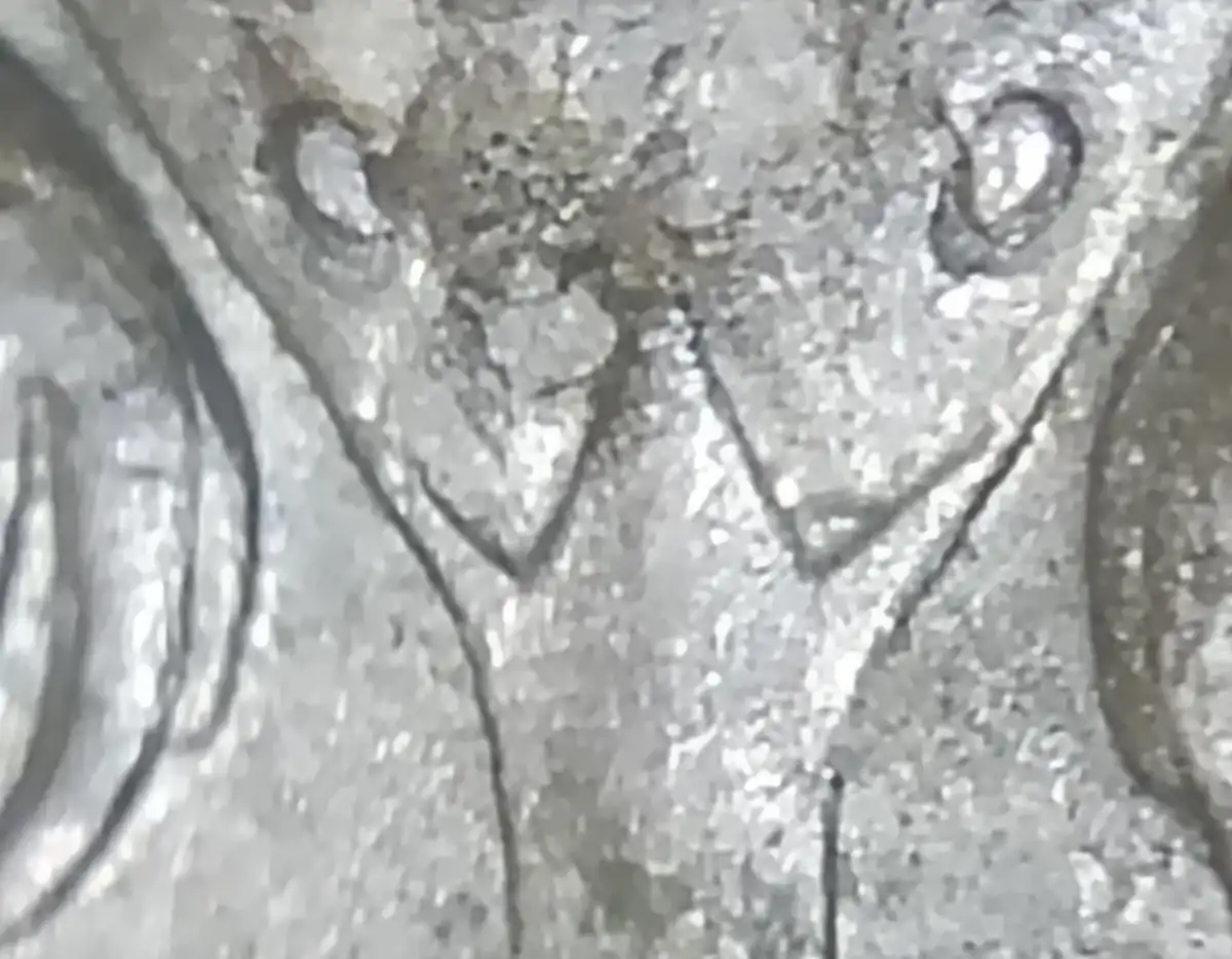 1975-5-Cent-Coin-With-Multiple-Blobs
