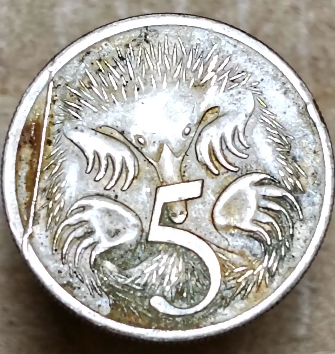 2001-5c-Coin-With-A-Line-Across-It