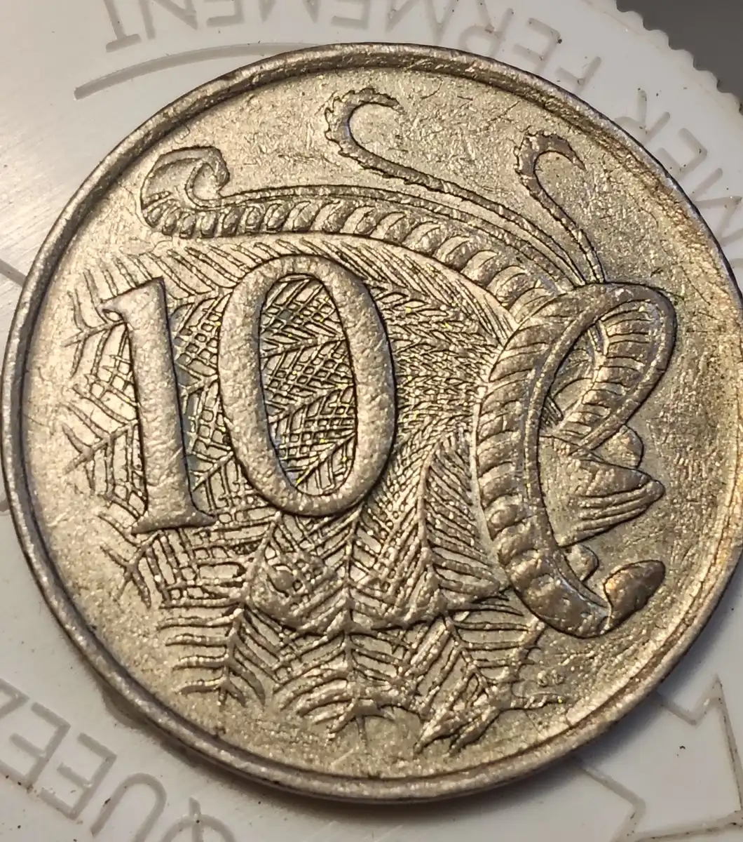 1977-10c-Piece,-Queen-Face-Slash