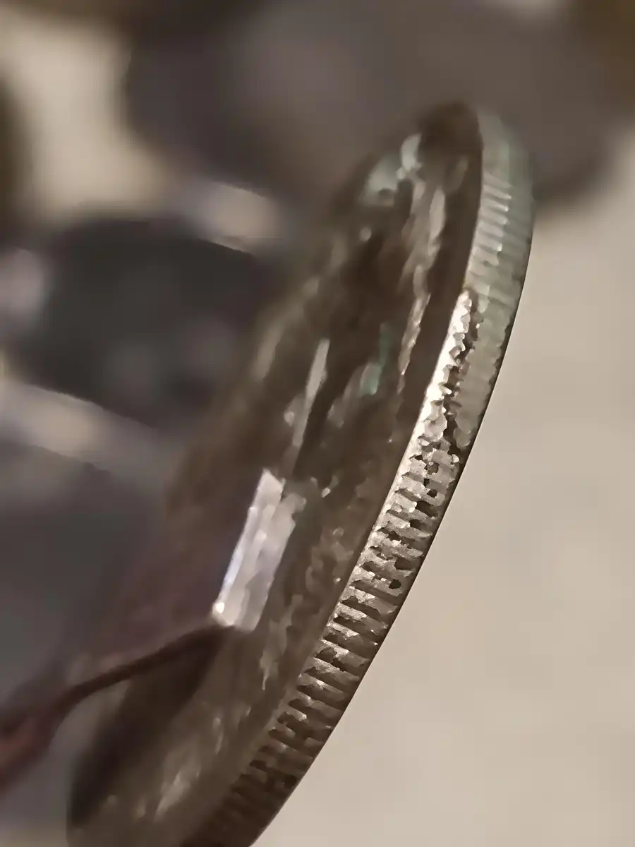 2006-Five-Cent-Coin-With-Multiple-Cracks