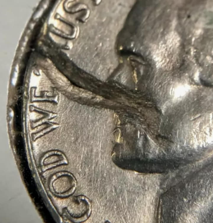 1958-D-Jefferson-Nickel--Fissure