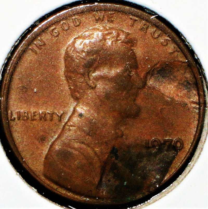 1970-Lincoln-Memorial-Cent---Obverse-Strike-Thru