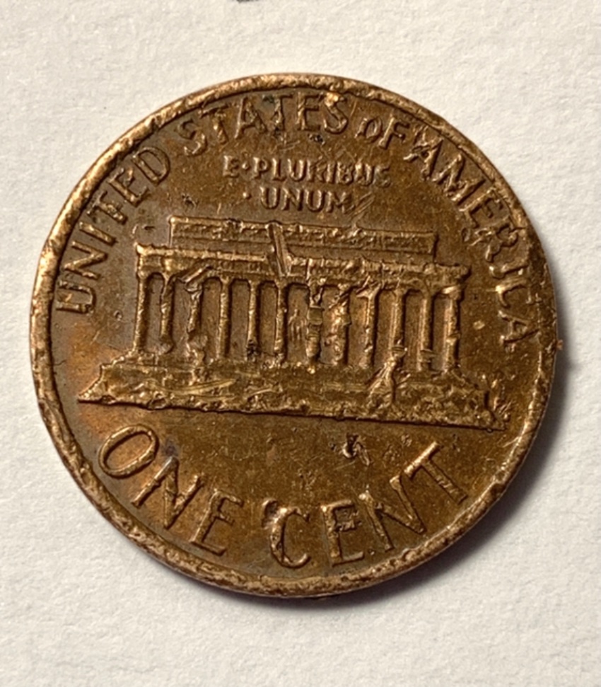 1980-Lincoln-Penny-Error-Or-Post-Mint-Damage?