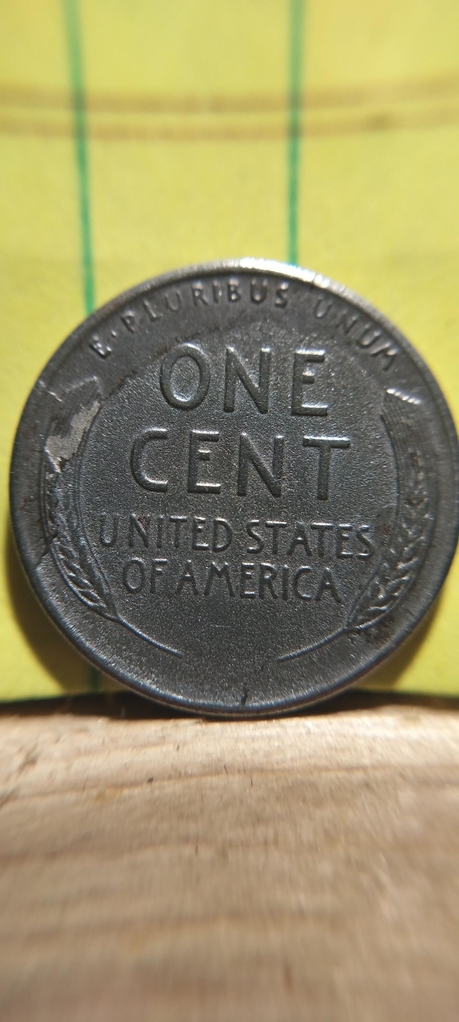 1943-Lincoln-Steel-Penny.-Dye-Crack-Or-Split-Dye?-Lamination-Issue-Also?-What-Y'all-Think?