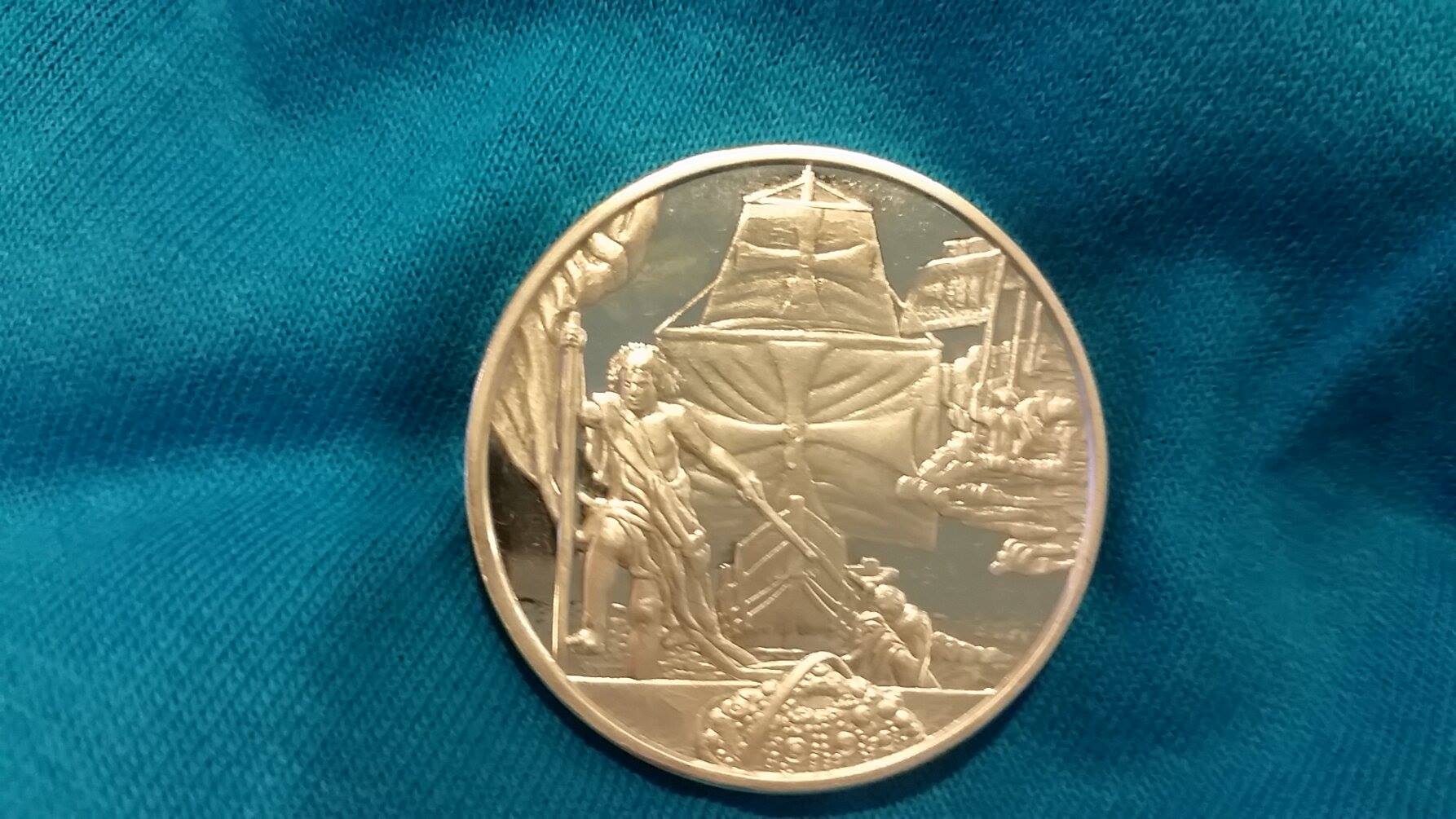 Salvador-Dali---Christopher-Columbus-Coming-To-America-.999-Silver-1oz