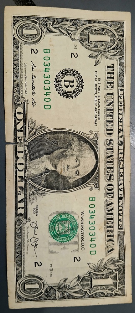 2013-B-$1-Bill-And-2009-L-$1-Bill