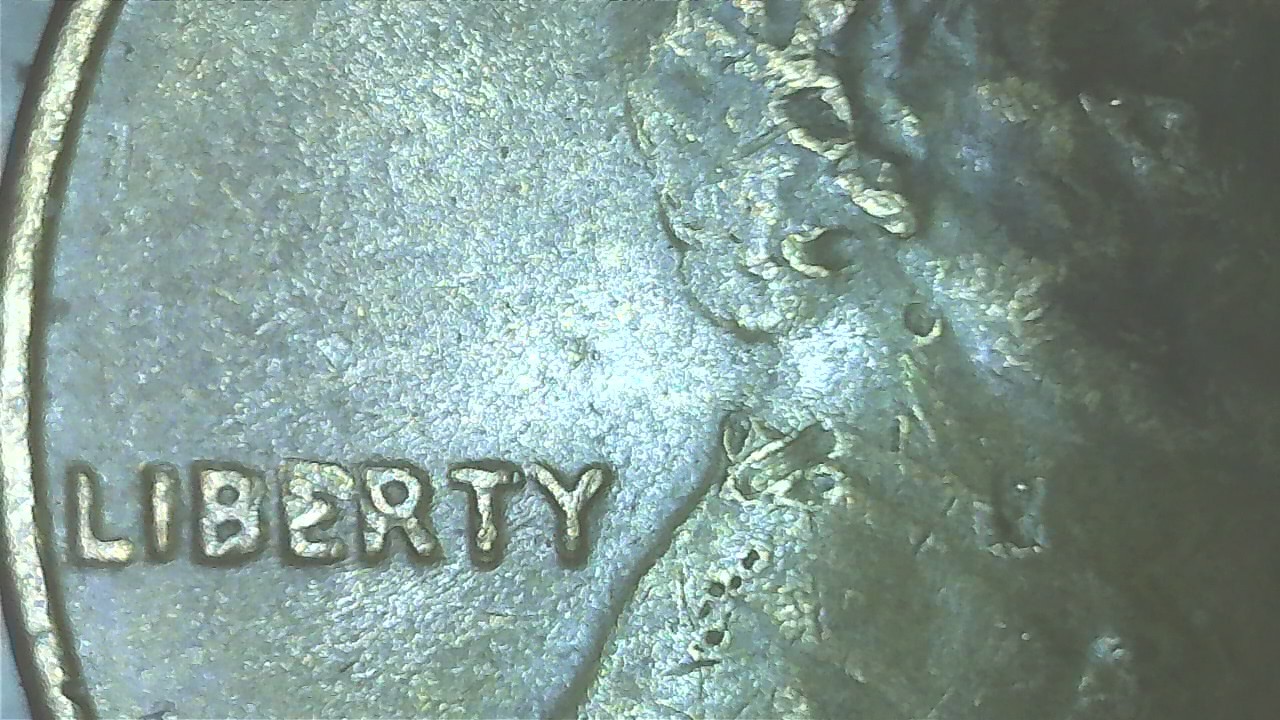 1982-Lrg.-Date-Copper-Lincoln-Cent-W/-Remnants