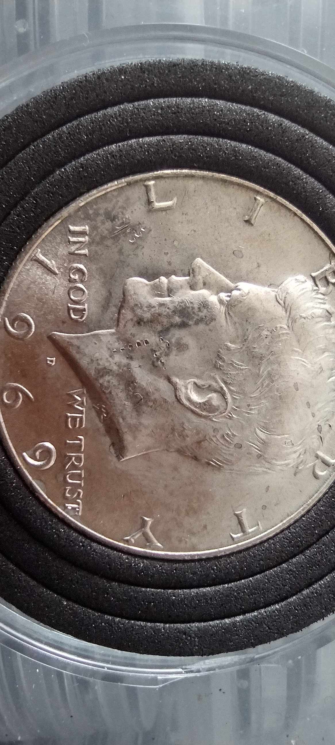 1969-D-Half-Dollar-Strike-Though-Glue-Or-Wax