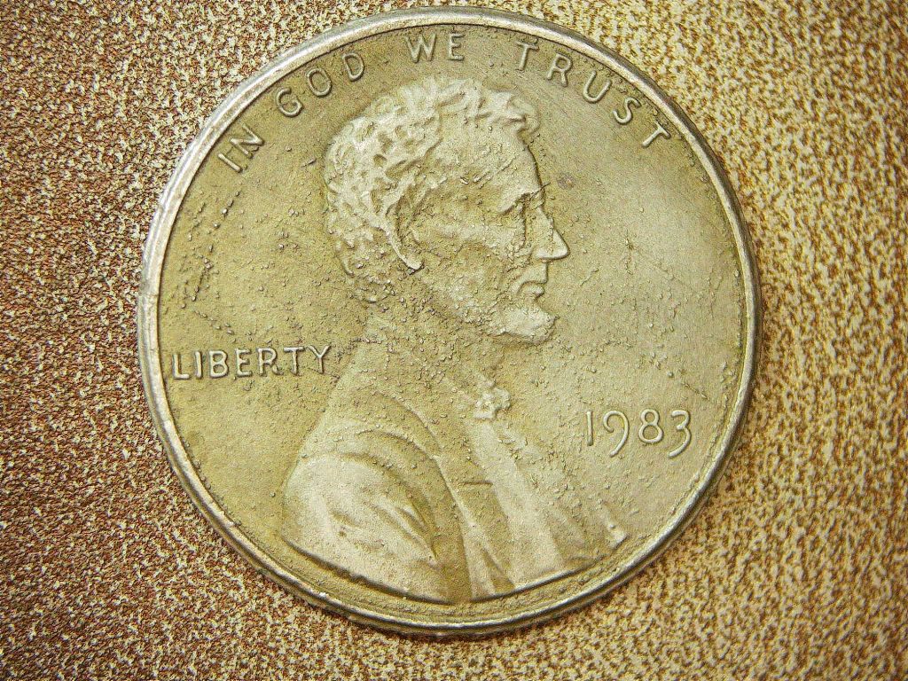 1983-Lincoln-Memorial-Penny.-Looks-Un-Plated-In-My-Opinion