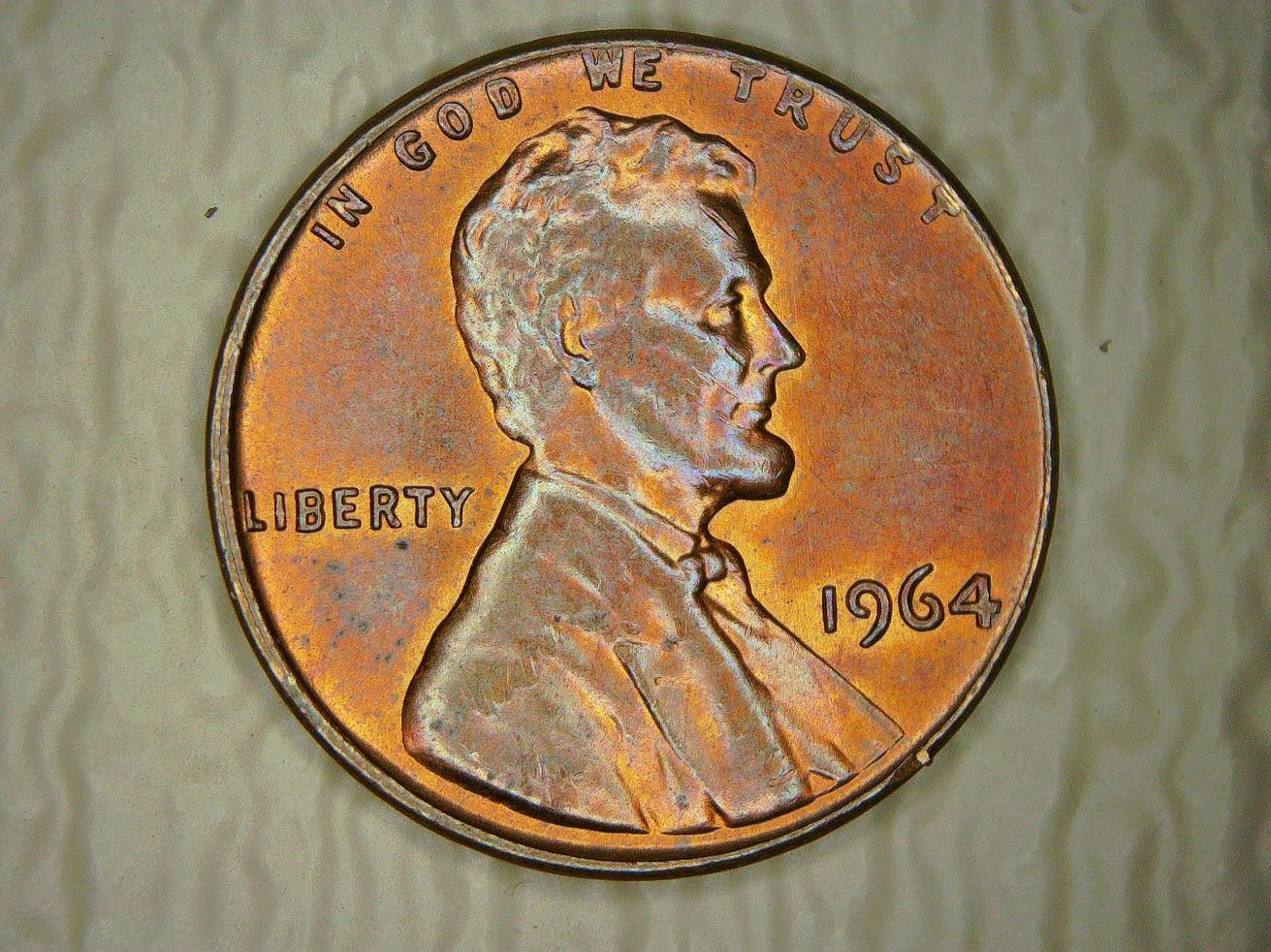 1964-Lincoln-Memorial-Penny.-Interesting-Color