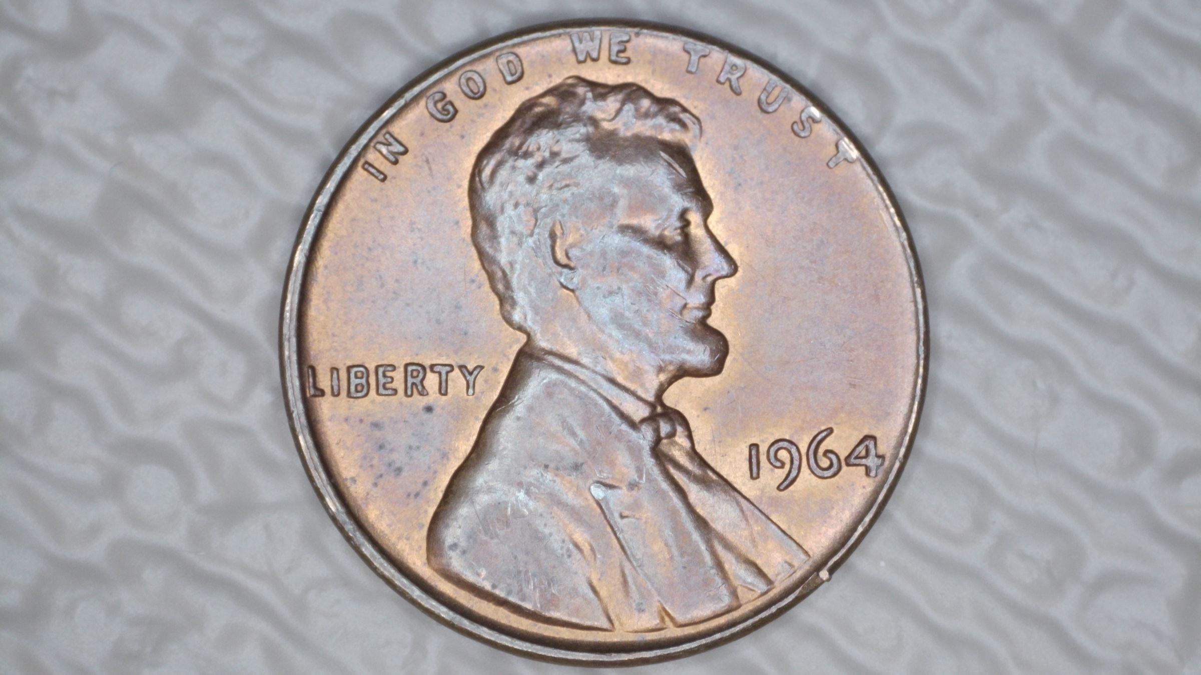 1964-Lincoln-Memorial-Penny.-Interesting-Color
