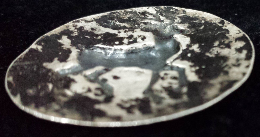 Strange-Uniface-Deer-Stag-Shell-Token-/-Charm