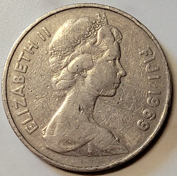 100-Coins-From-100-Different-Countries-In-100-Different-Years-Game-20th-Century-Edition