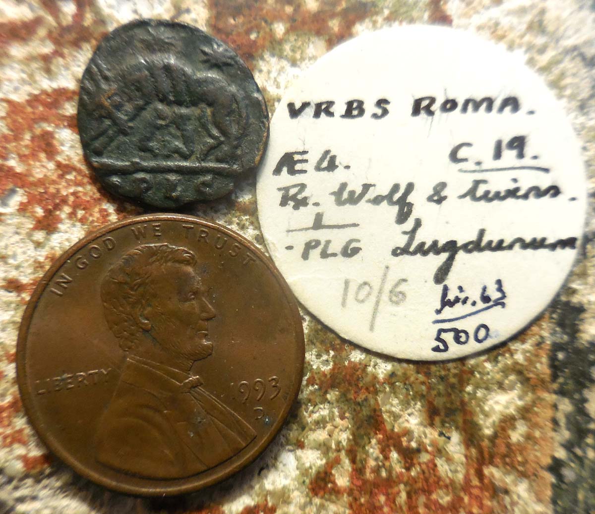 Only-14-MM,-Commemorative-Series,-Follis-Lugdunum,-Vrbs-Roma-She-Wolf