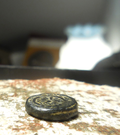 Hadrian-Uncia,-9.5mm,-0.95g,-Smallest-