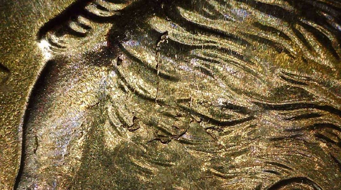 2021-P-10c-With-Multiple--Obverse-Die-Cracks-And-Chips